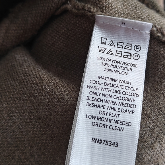 Christian Siriano Green and Tan Plaid Trench Coat - Picture 5 of 5